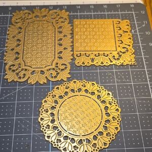 Anna Griffin Doily Dies